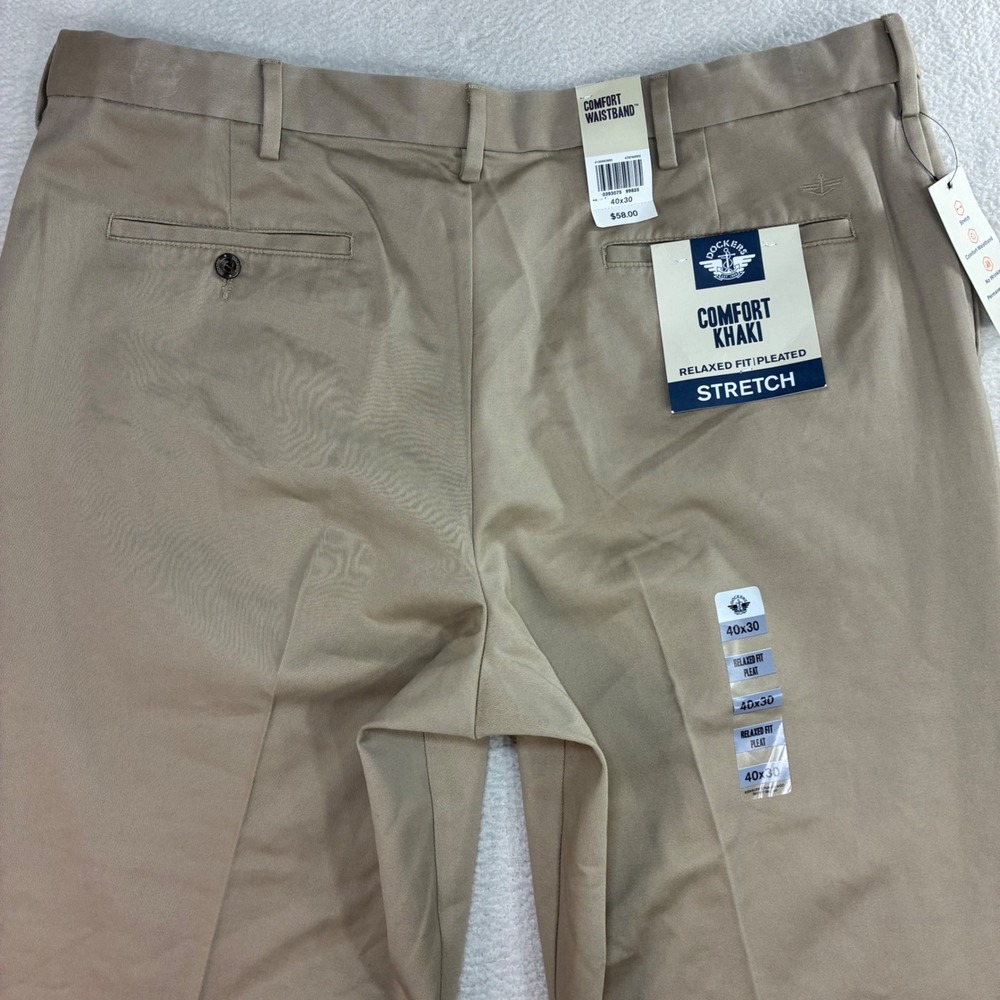 Dockers Comfort Khaki Chino Pants Men 40x30 Beige Straight Cotton Stretch NWT - Picture 2 of 8